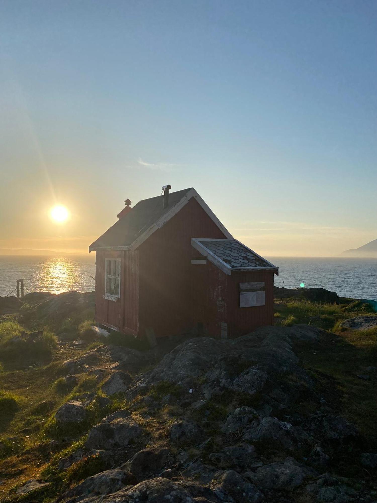 Hos Laura & Valdemar Villa Nord-Lenangen Exteriör bild